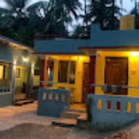 Om Shanti Paradise Gokarna  Luaran gambar